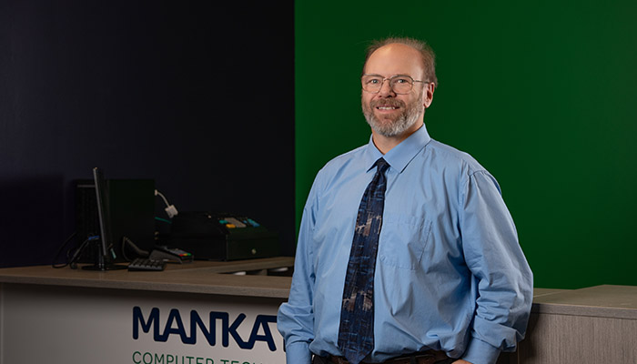 Eddie, Tech Support Specialist, Mankato Computer Technology